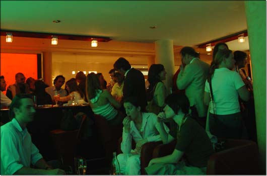 Champagner f�rs Ohr I