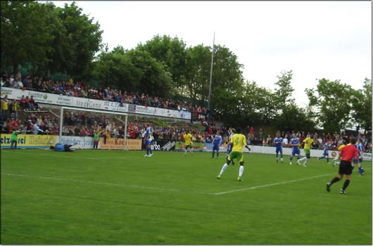 Die Partie blieb dank des vollen Einsatzes der Gastgeber bis zum Schluss (3:2) packend.